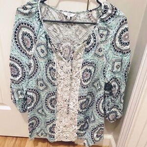 Crown & Ivy Mint and Cream Lace Detail Blouse